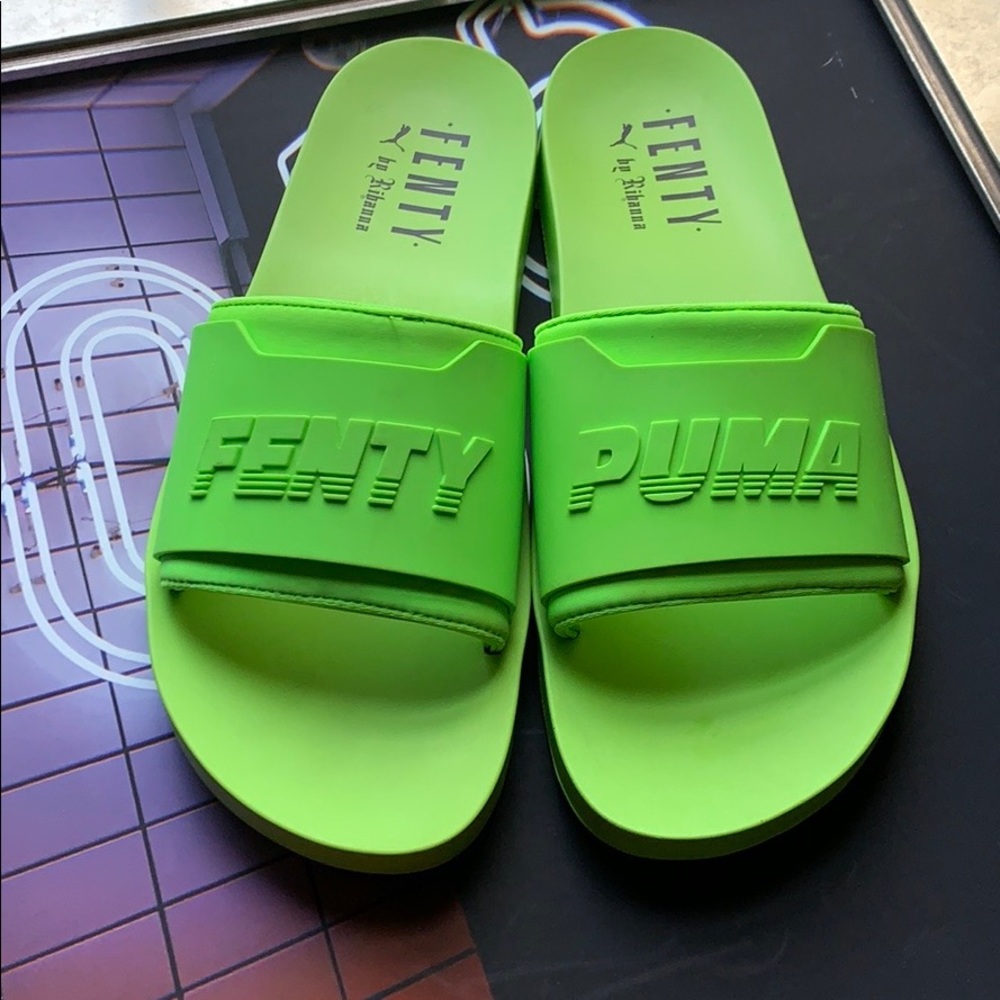 Fenty X Puma Neon slide